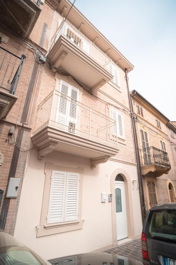 Le Camelie -Appartamenti Nuovi Porto Sant'Elpidio Exterior photo